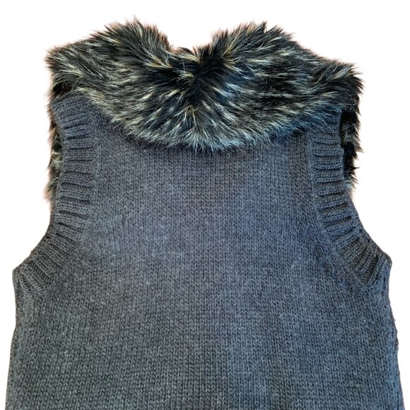 Ann Taylor LOFT Gray Wool Button-up Sweater Vest w/ Faux Fur Collar Women Size M - Picture 8 of 10